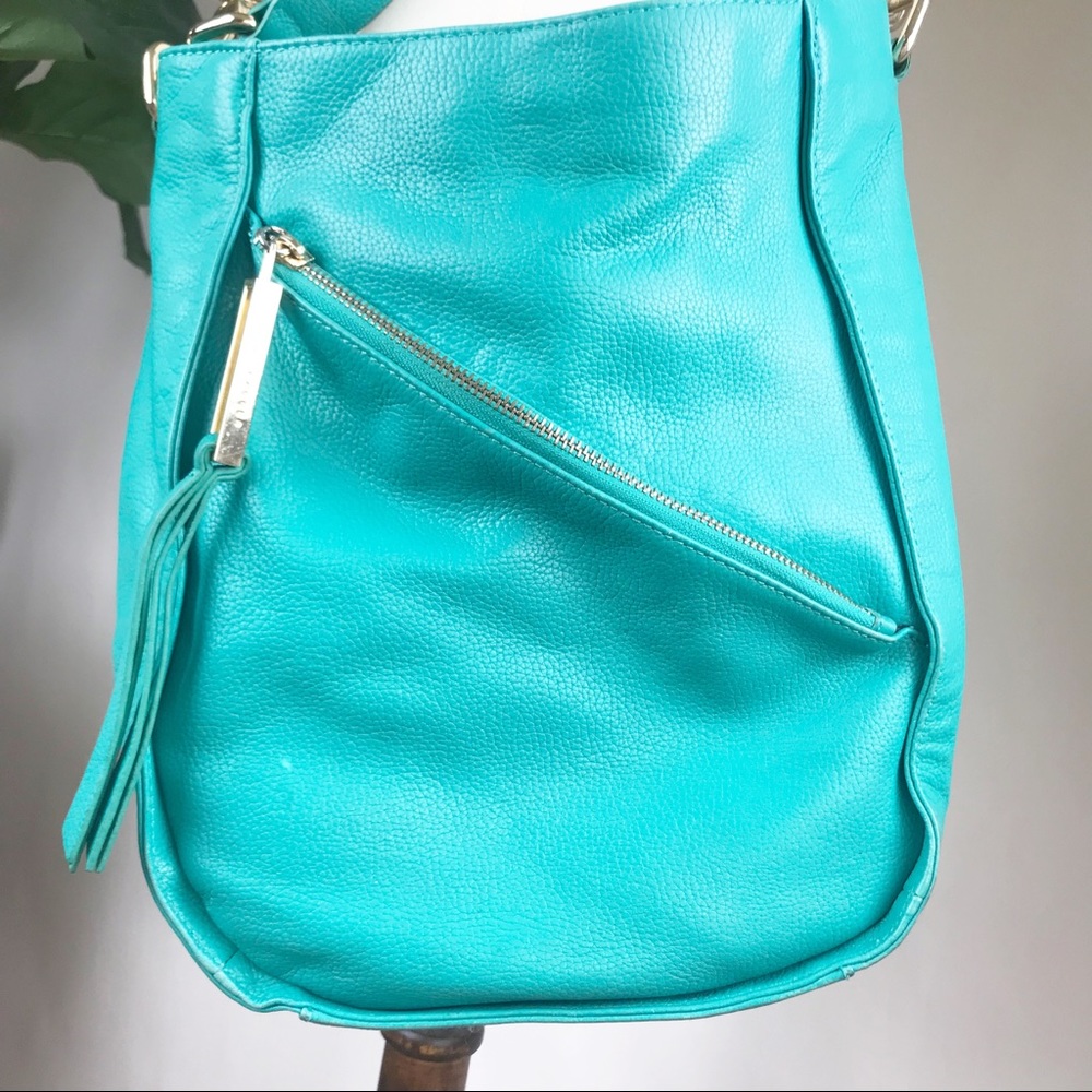 Kelsi Dagger | Issy convertible crossbody bag - Picture 5 of 8